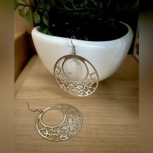 Butterfly silver dangling earrings